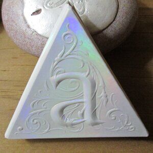 Kat Von D Alchemist Holographic Transformer Highlighter in Teal (Aquamarine)